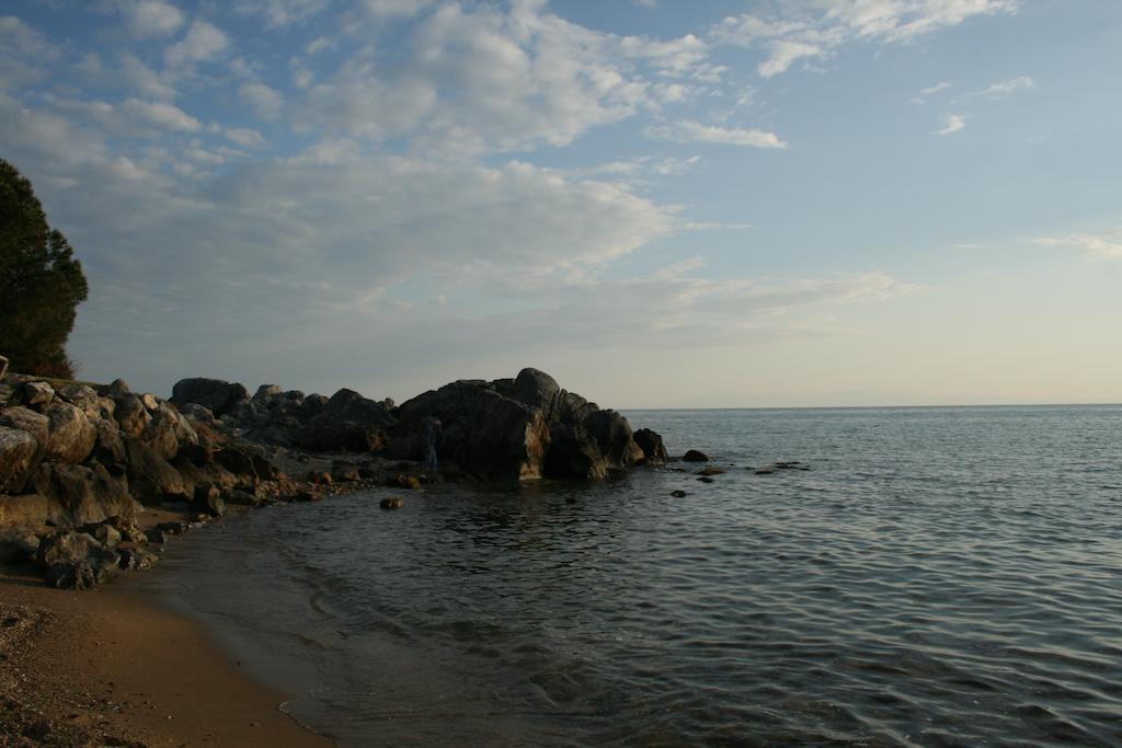 Xenios Loutra Village Karnagio Екстериор снимка