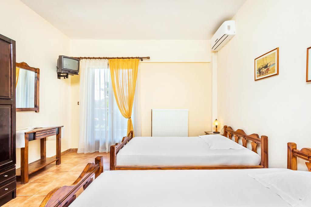 Xenios Loutra Village Karnagio Екстериор снимка