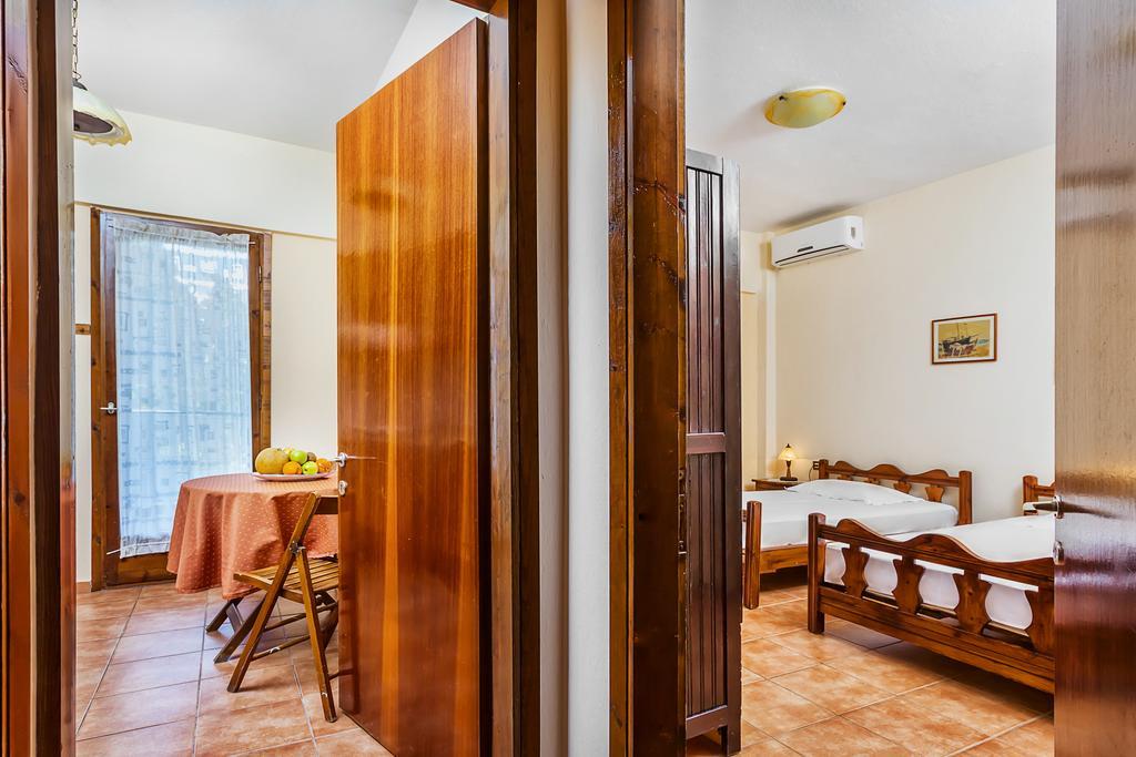Xenios Loutra Village Karnagio Екстериор снимка
